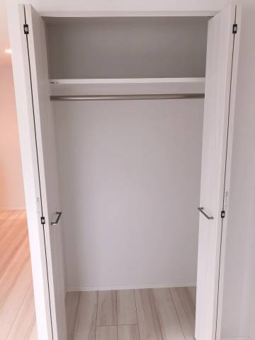 リヴシティ横濱新川町弐番館11階 同建物別部屋の参考画像