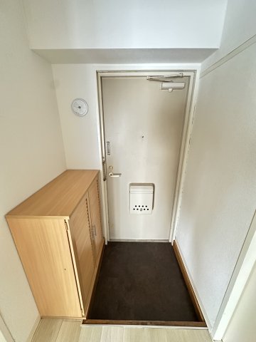 トルース相模原102号室 玄関