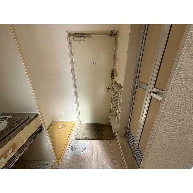 リブレ大倉山202号室 玄関