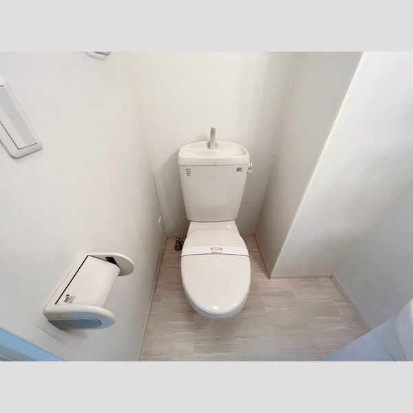 モナリエ稲荷町203号室 トイレ