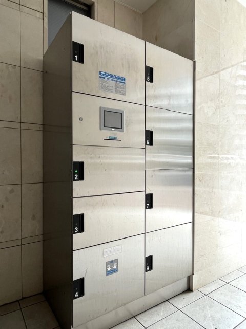 ＡｚａｌｅａＨｏｕｓｅ練馬7階 宅配BOX