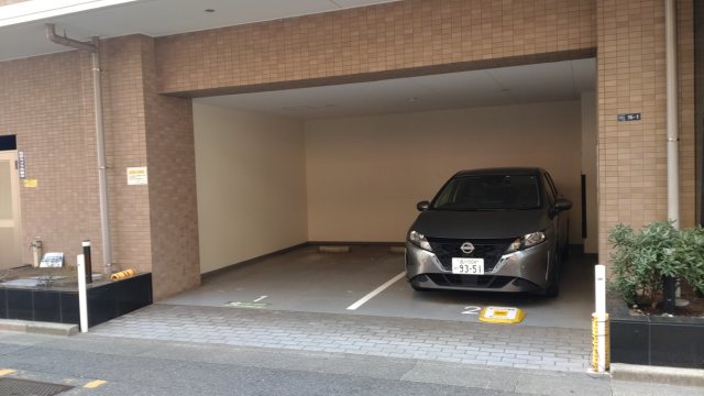 プライムアーバン大森 駐車場