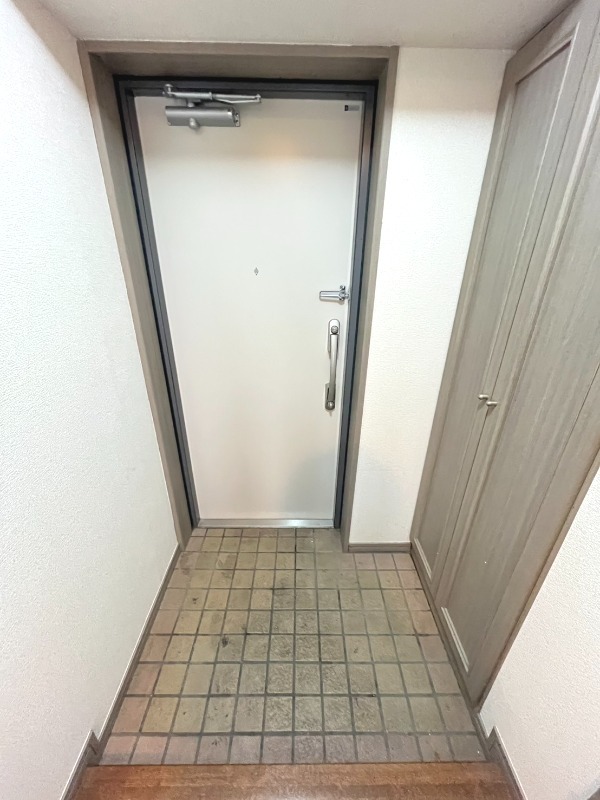 ライオンズマンション海老名第３ 玄関