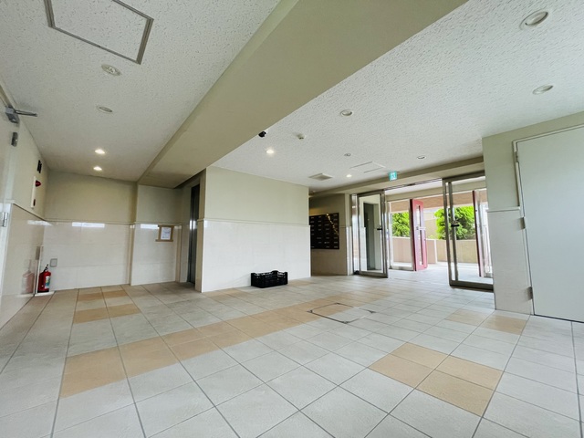 トレセリア大和田弐番館0303号室 ロビー