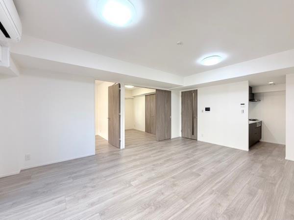 エレミ本蓮沼2階 リビング