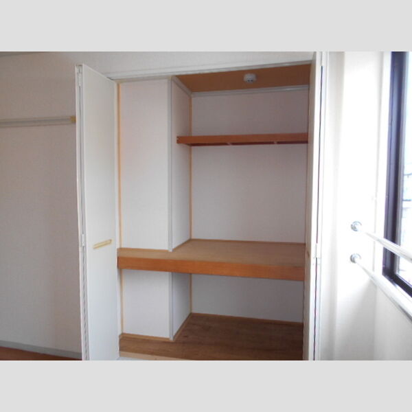 サニーハイツ 収納