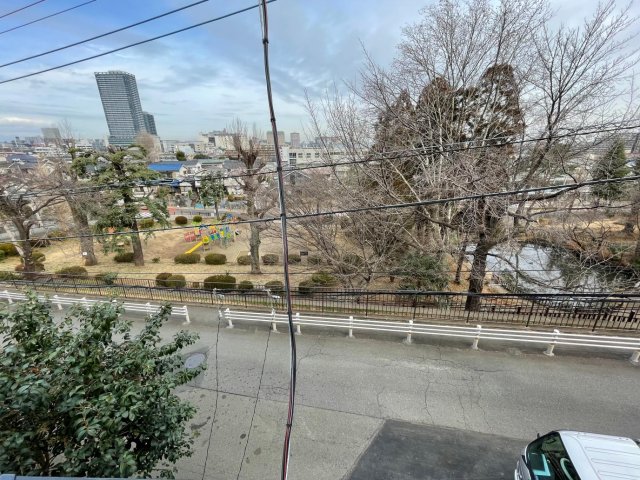 ヴィンティア八王子101号室 眼下に望む六本杉公園