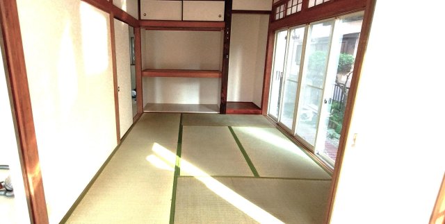 花見川区三角町戸建 内観