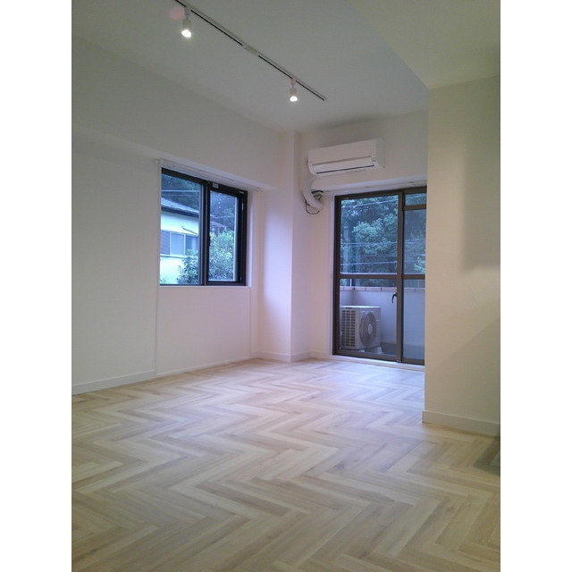 グリーンウッド大蔵 内観