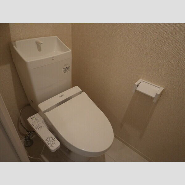 カーサ・ジェンティーレ105号室 トイレ