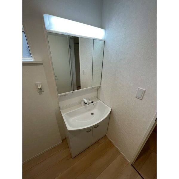 クレイドルガーデン川口市東内野第16　1号棟 洗面