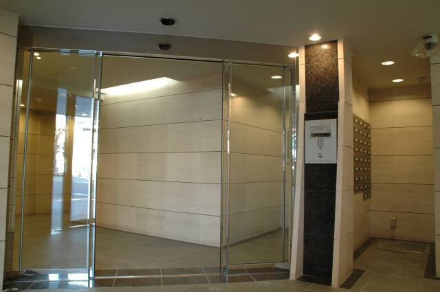 バージュアル横濱鶴見408号室 エントランス