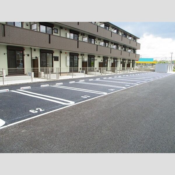 ハーモニックコート羽鳥野　B 駐車場