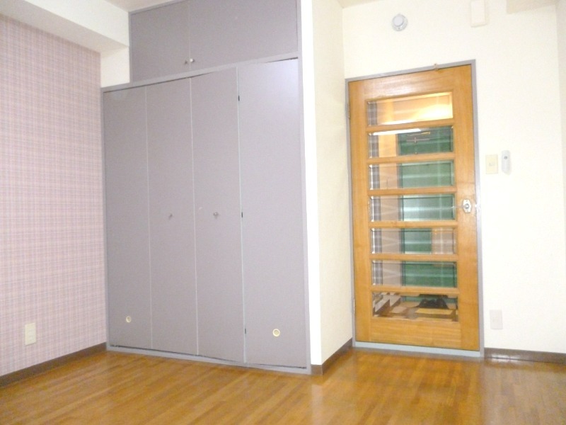 エレガンス六浦3階 部屋その他