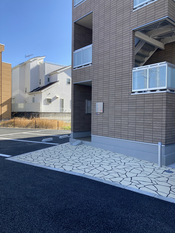 サンライン湘南2階 エントランス