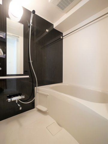 ジェノヴィア四谷三丁目グリーンヴェール4階 同建物別部屋の参考画像