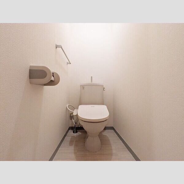 アバンサール　A・B トイレ