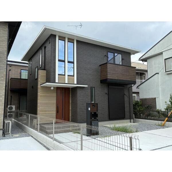 フォレストガーデン稲毛A号室 エントランス