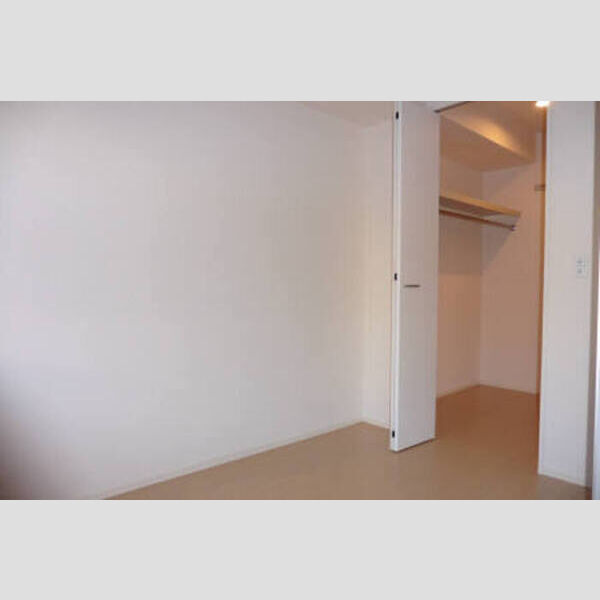 プレシャスガーネット103号室 ウォークインクロゼットも付いてます