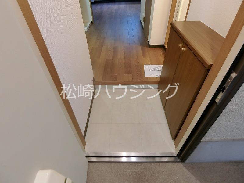 アーバンパス新井薬師 玄関