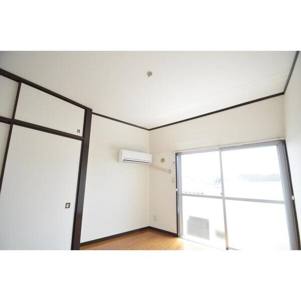 エクセルハイム302号室 リビング