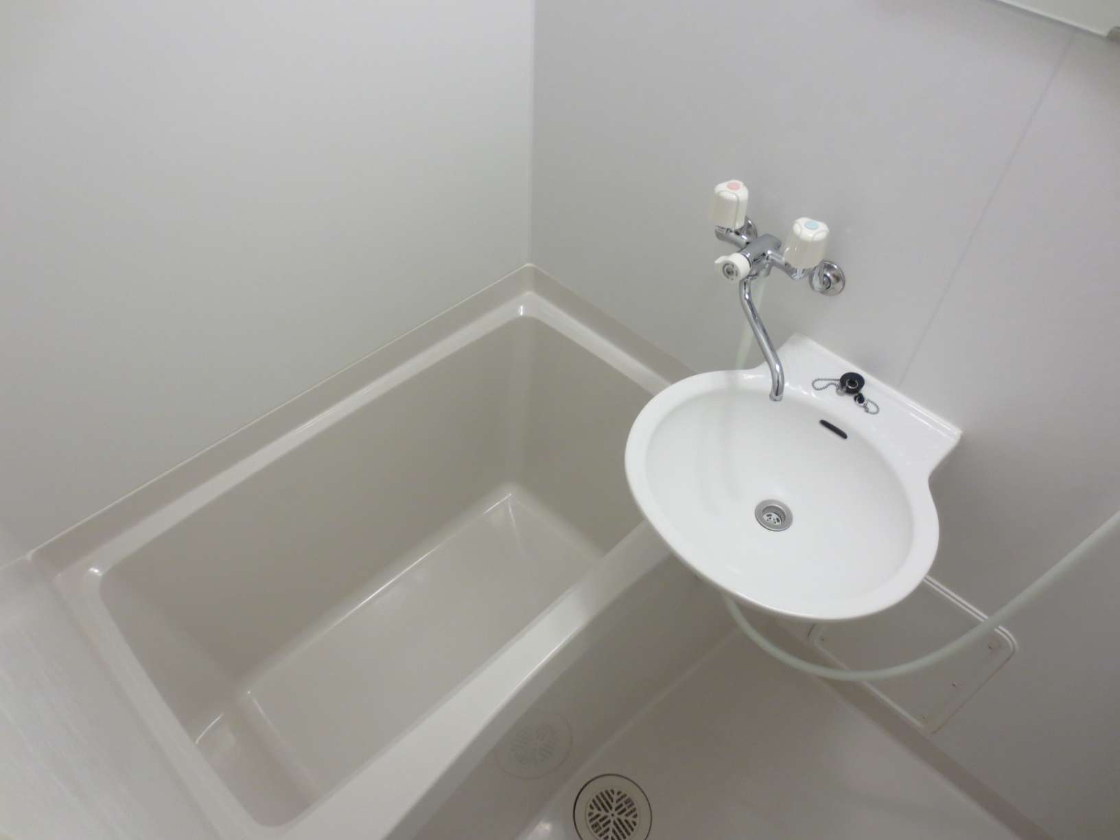 レオパレスドルフフクサト 浴室乾燥機付き