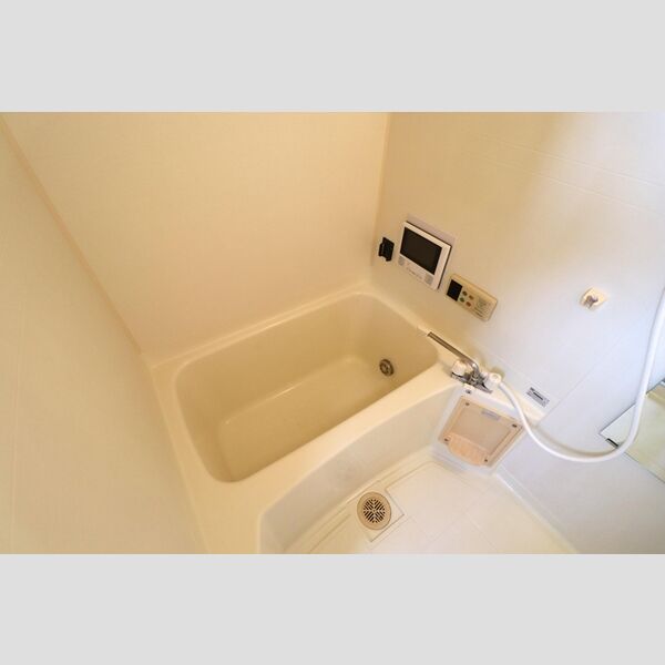 レディアンス熊谷203号室 追い焚き機能付きバス