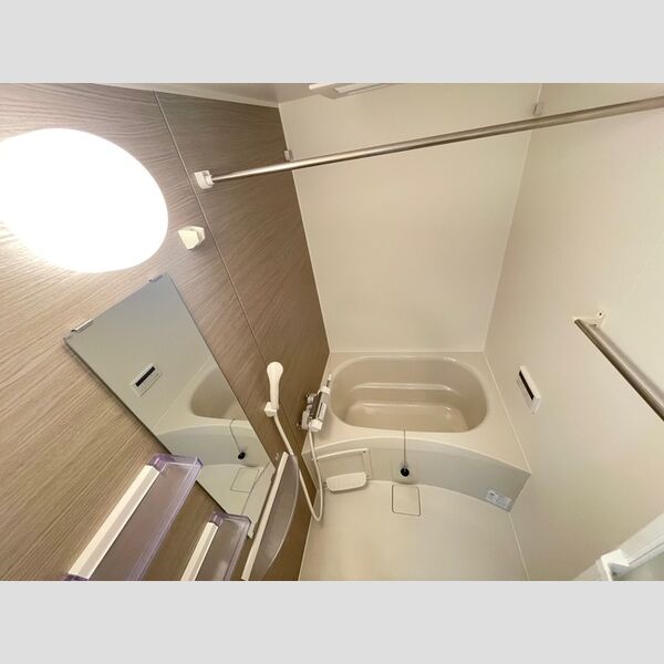 フレシア鵠沼海岸203号室 バス