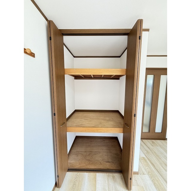 アネックス水嶋 内観