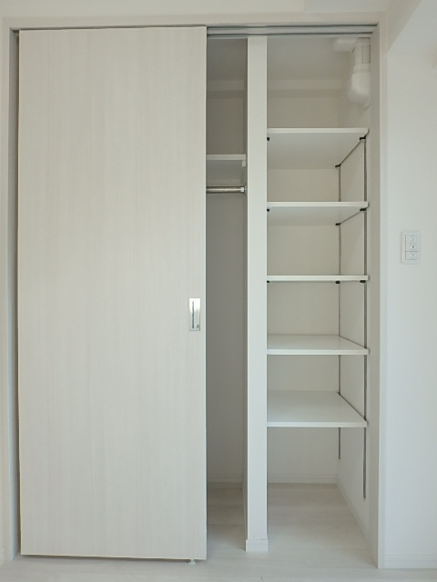 ガーラ・プレシャス練馬3階 クローゼット