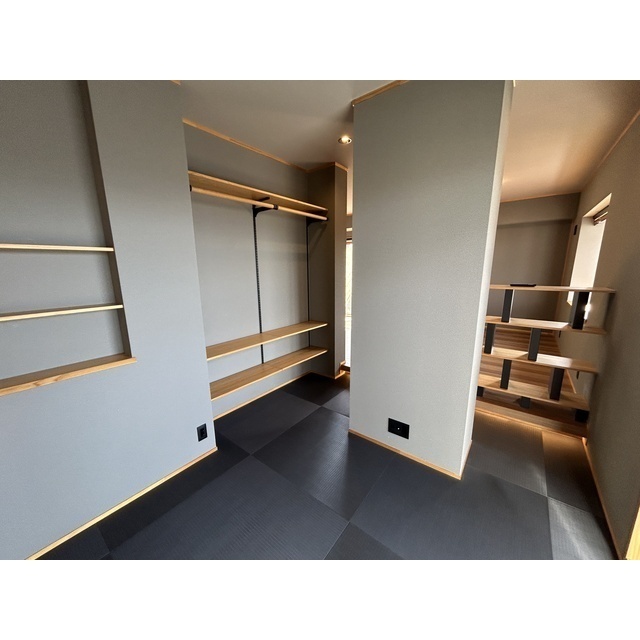 エトワール大成町401号室 リビング