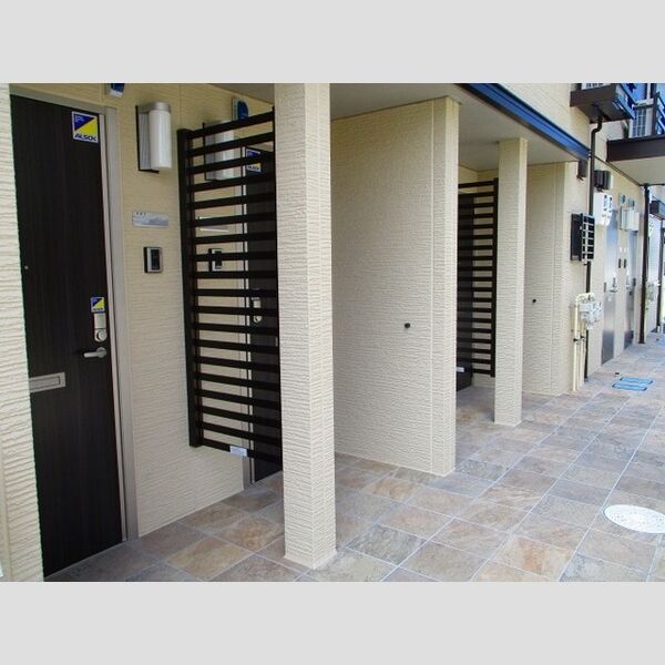 MKハイム103号室 エントランス