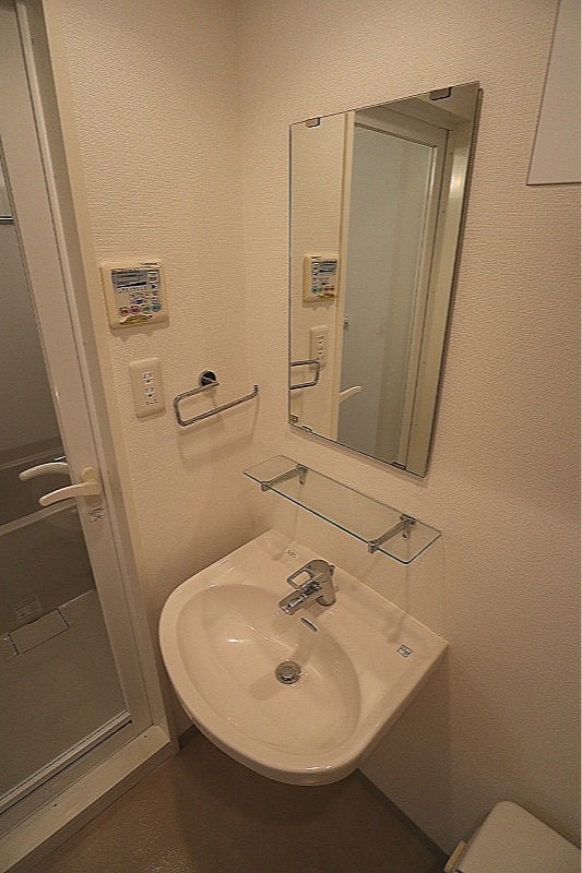 ライジングプレイス西新井5階 同建物別部屋の参考画像