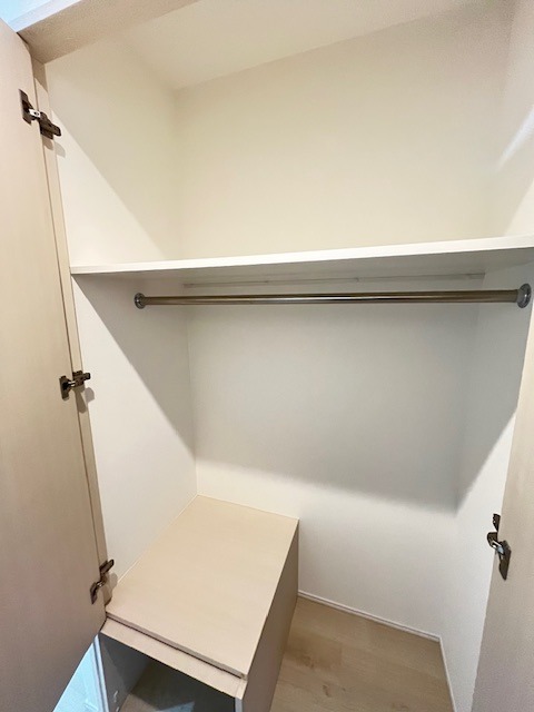 レジディア新宿御苑4階 収納