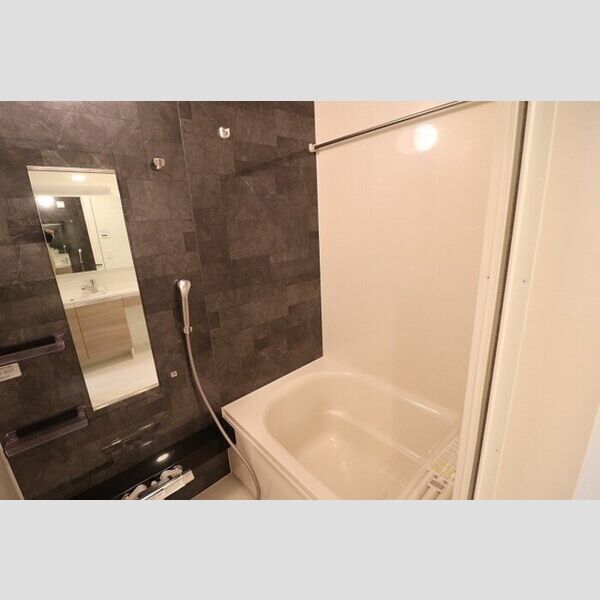 アバンス大宮102号室 浴室