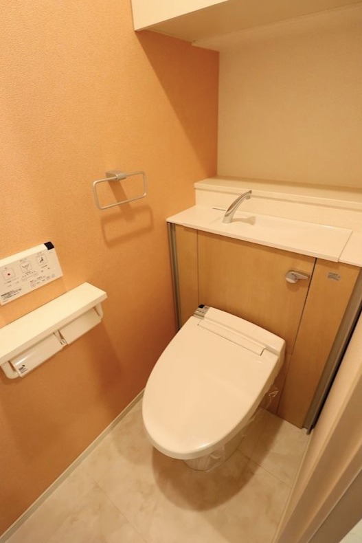 GENOVIA東川口2階 トイレ