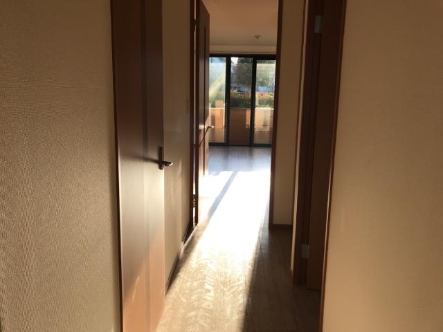 パストラル 廊下