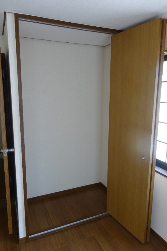 ストークハウス三軒茶屋2階 収納