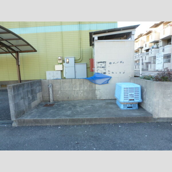 ジュネス戸田 ごみ置き場