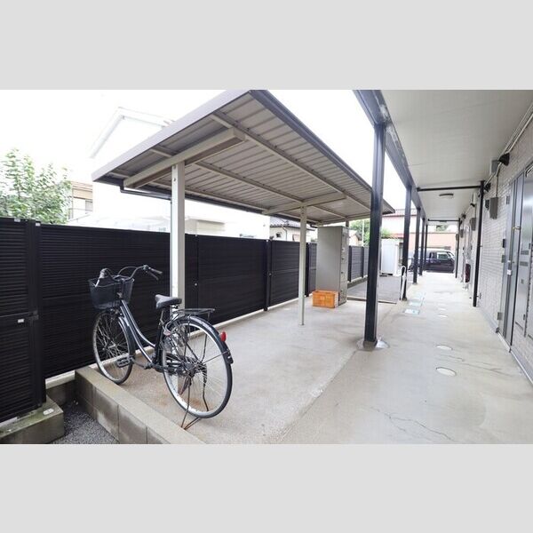 メルベーユ パル 駐輪場