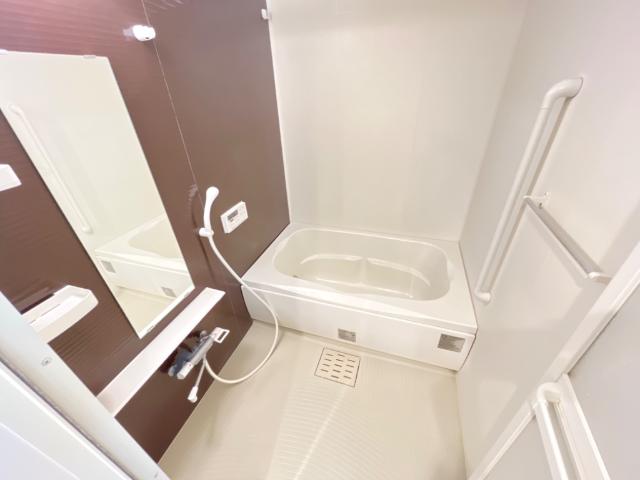 フィオーレ西平山102号室 ユニットバス