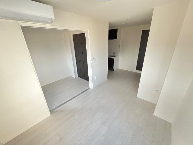 ヴィーナス（Ｖenus）301号室 リビング