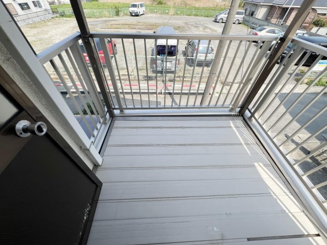 市川市ソフトモダンデザイナーズリノベ戸建 バルコニー