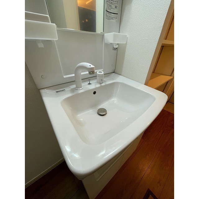 エクセラン馬橋north101号室 内観