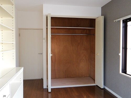 ライオンズマンション船橋飯山満台二番館 洋室約6.6畳　クロゼット