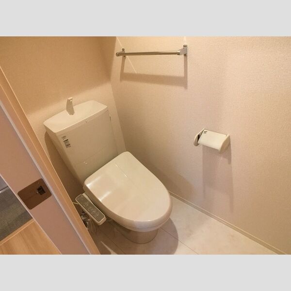 さくら 温水洗浄暖房便座