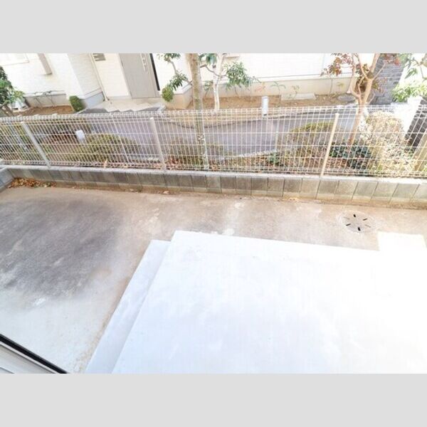 プワールおおたかの森　Ⅲ102号室 専用庭