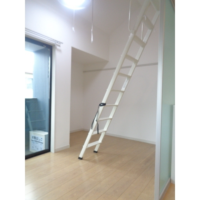 フローレンス羽根木3階 内観