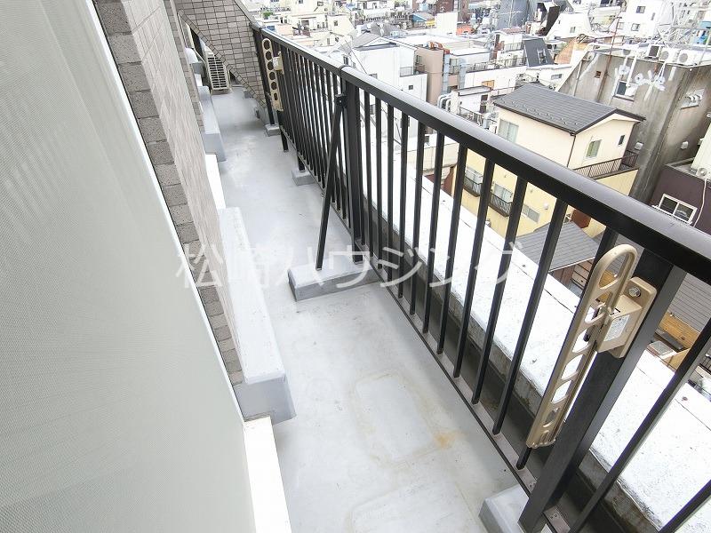 ライオンズシティ中野 バルコニー