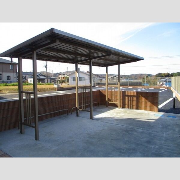 シュエット 駐輪場